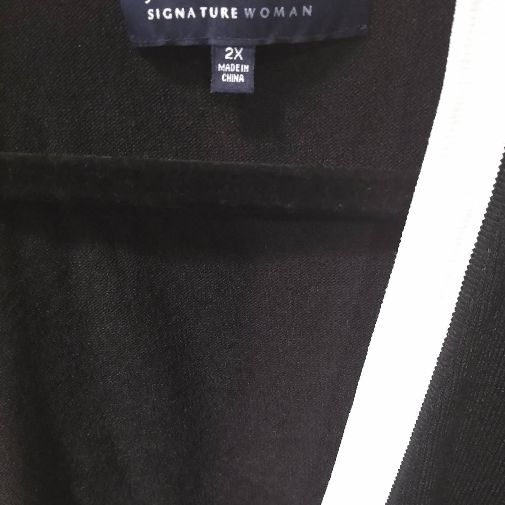 Blazer - Picture 4 of 4